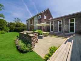 featured image of 126 Sagaponack Rd
