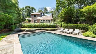 10 Scallop Ave - Photo 1 of 1