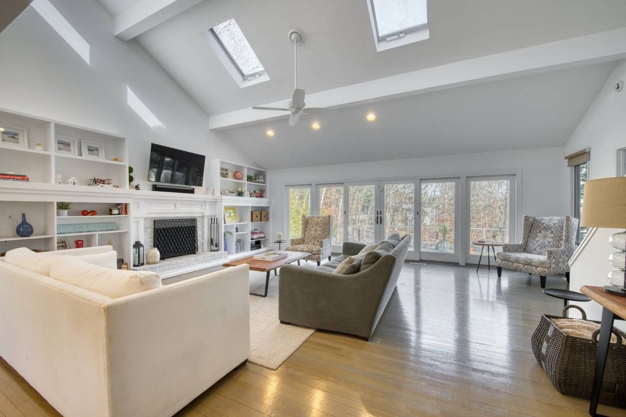 10 Scallop Ave - Photo 4 of 23