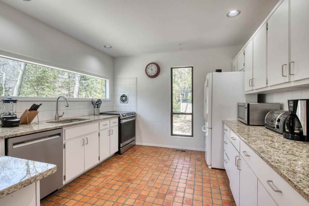 Gunpowder Ln - Photo 4 of 13