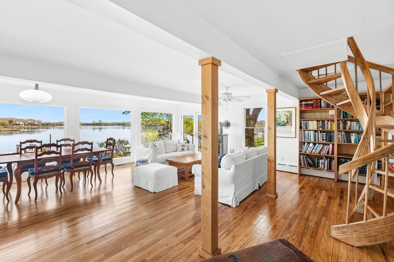 7 Bayview Rd - Photo 4 of 18
