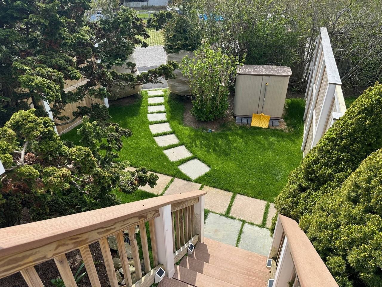53 Grant Dr - Photo 2 of 13