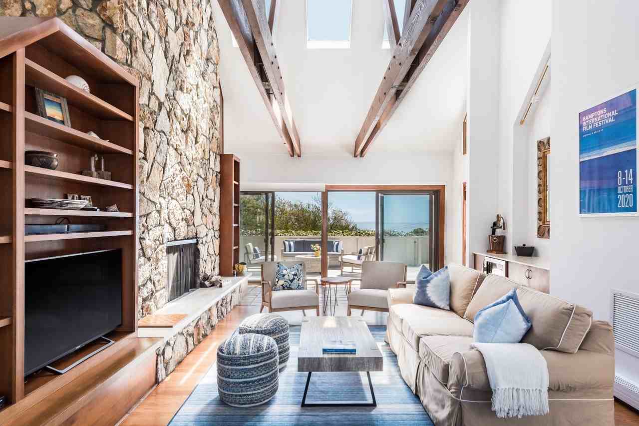 657 Old Montauk Hwy - Photo 2 of 16