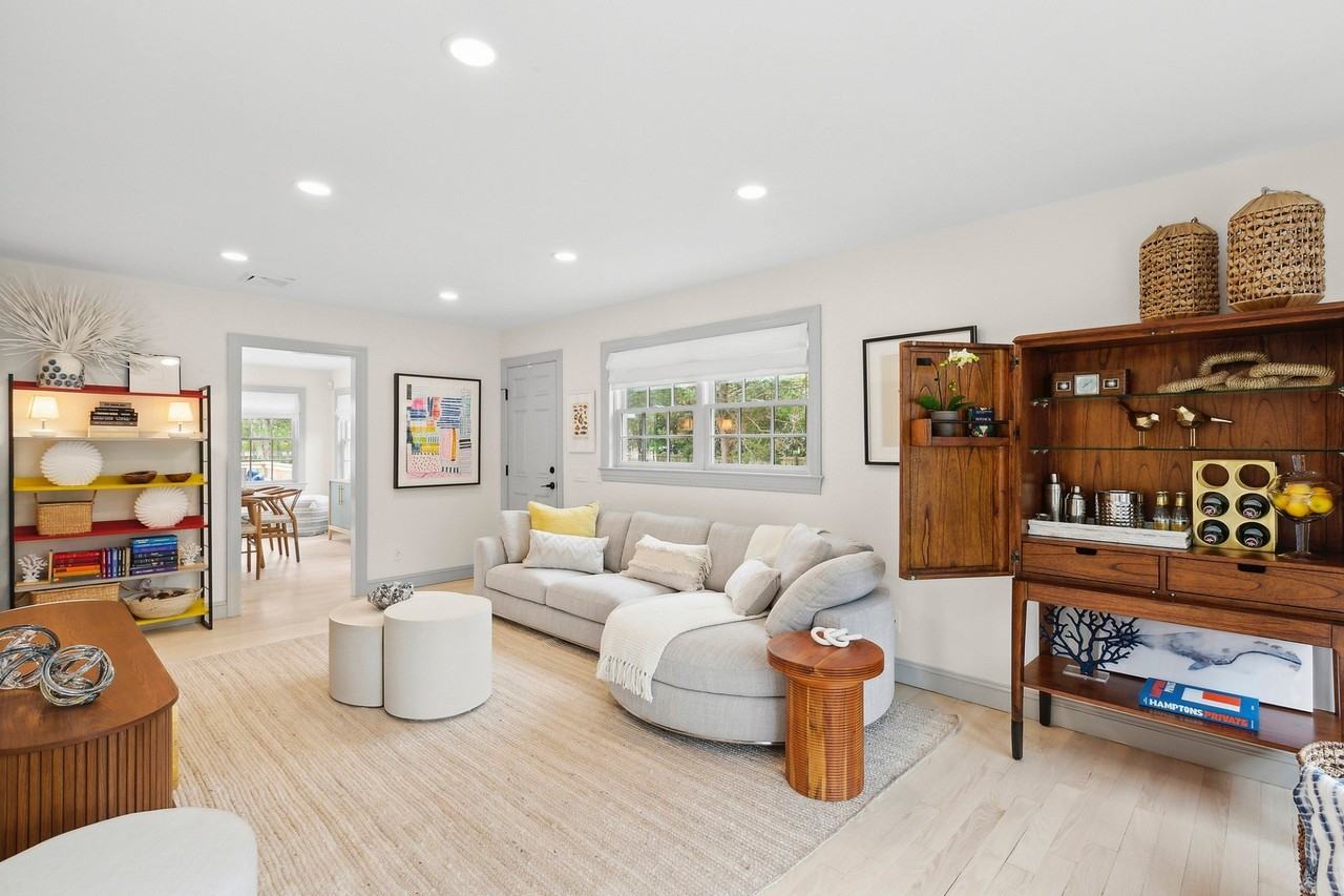 24 Audubon Ave - Photo 5 of 14