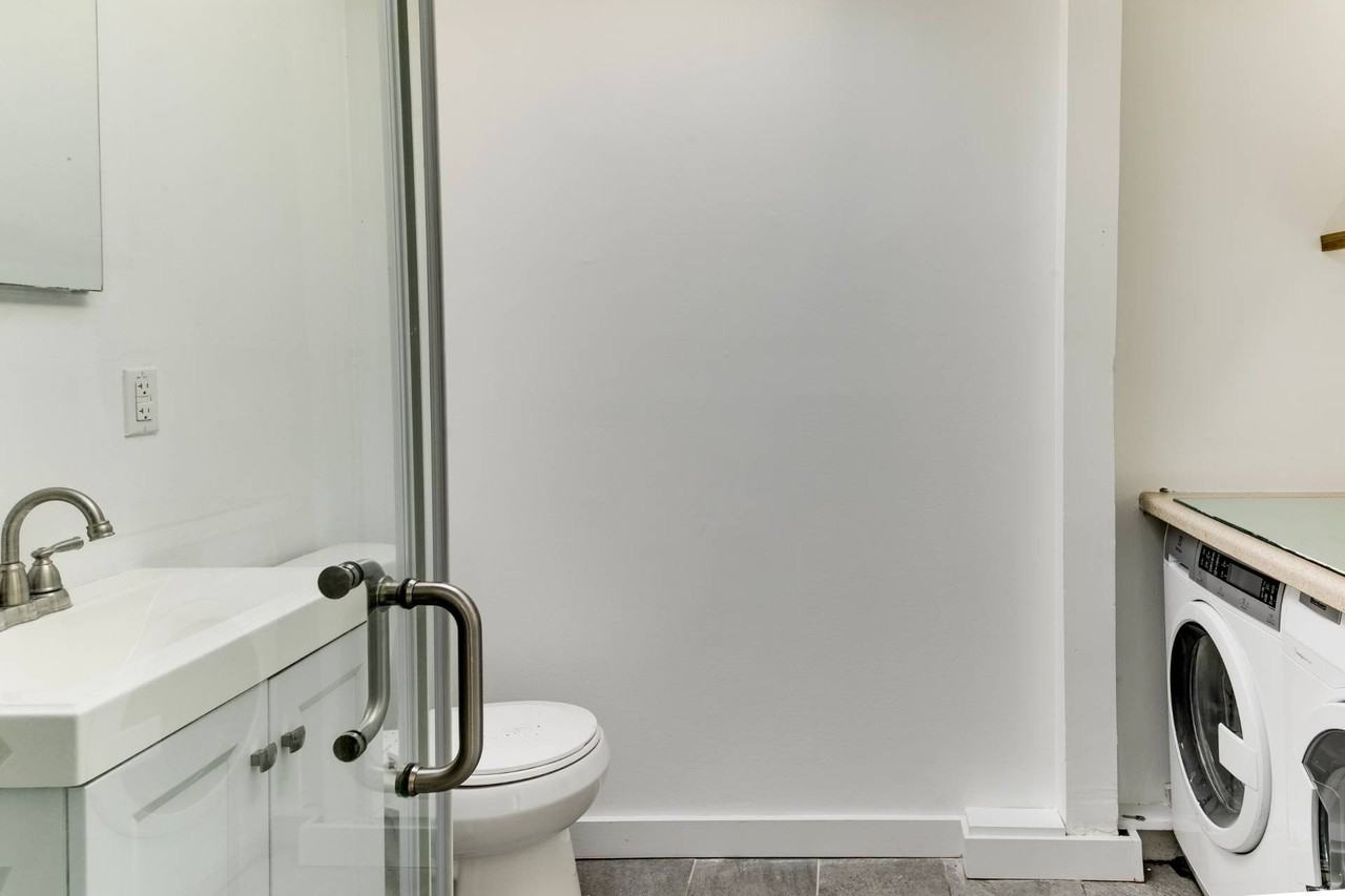 26 Washington Ave - Photo 3 of 6