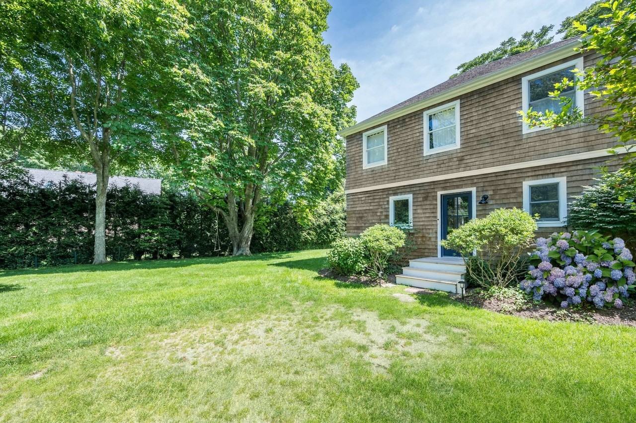 156 N Main St - Photo 4 of 19