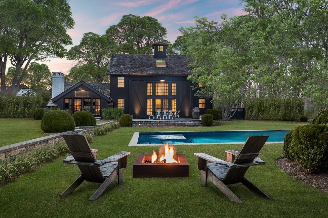 2749 Montauk Hwy - Photo 2 of 26