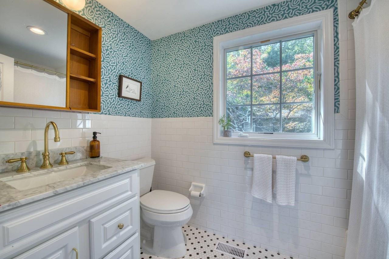 30 Lighthouse Ln - Photo 5 of 20