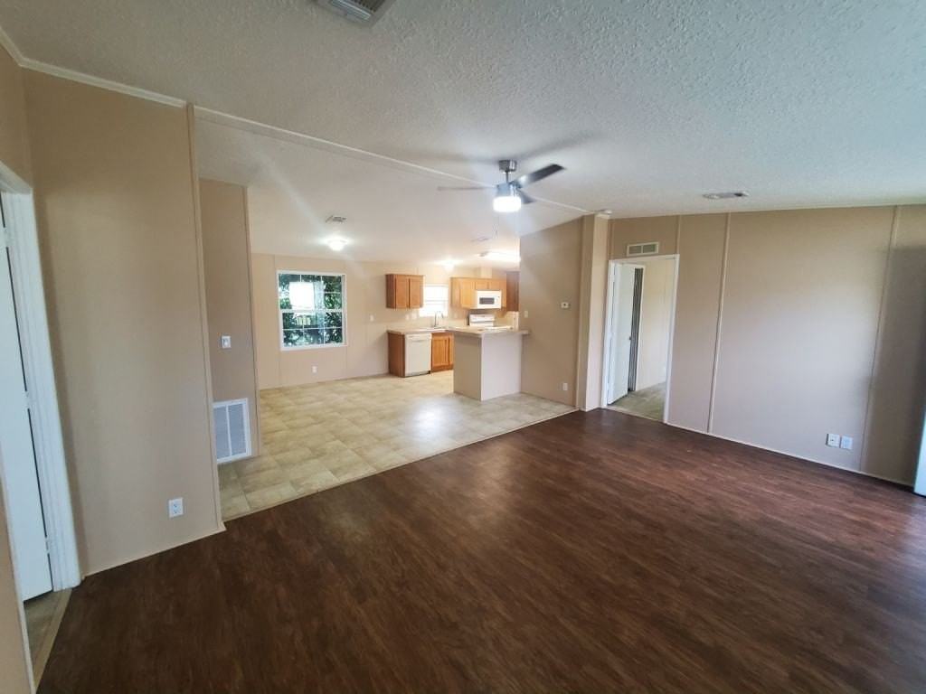 6706 Nw 29th Pl #0739 - Photo 3 of 15