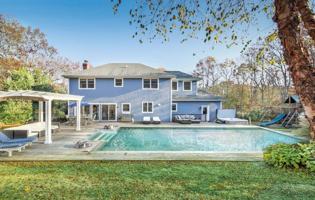 featured image of 367 E Hampton Sag Harbor Turnpike