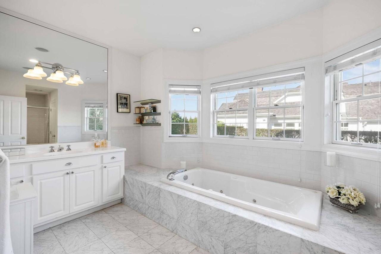 6 Millfarm Ln - Photo 5 of 8