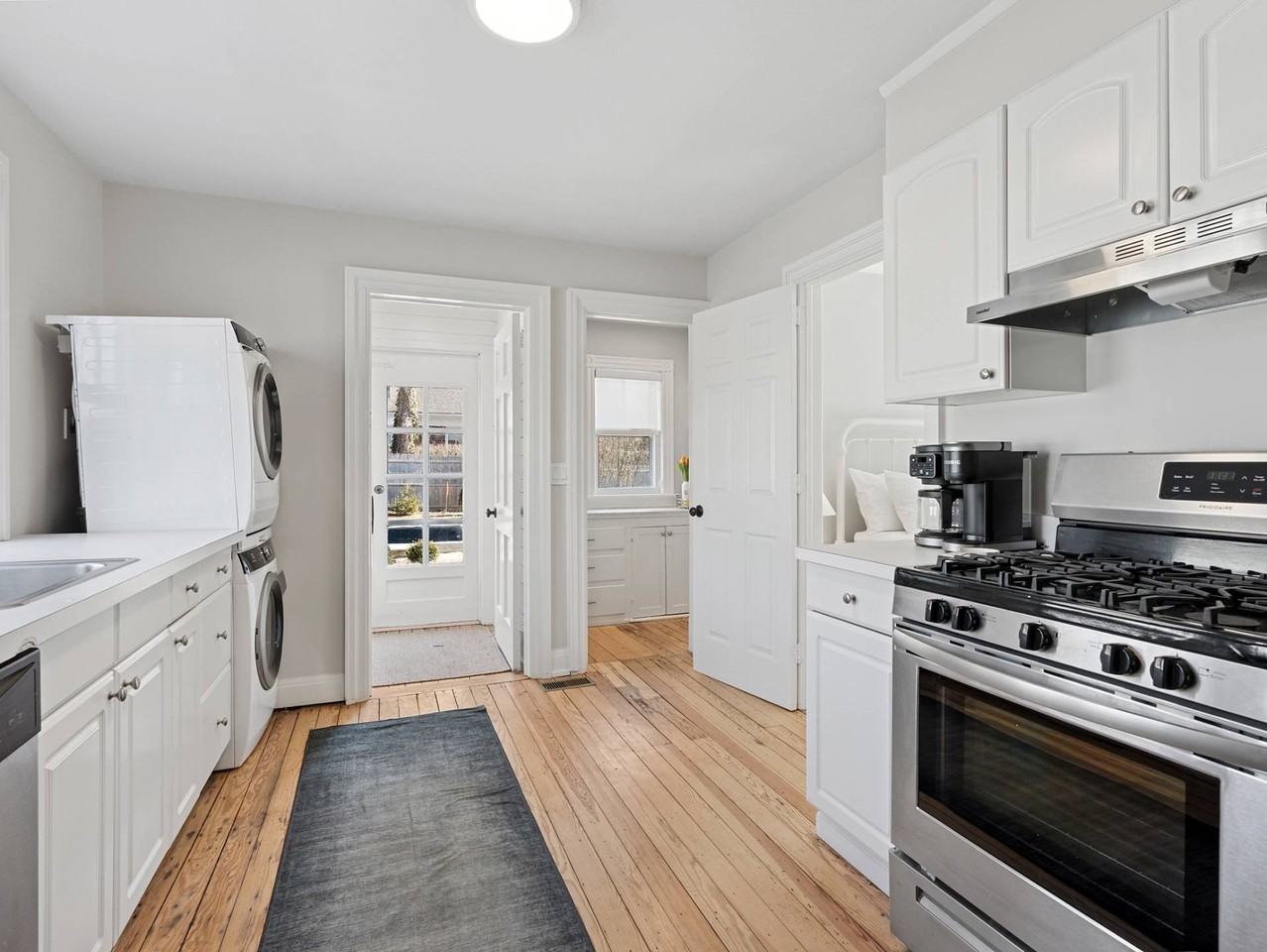 146 N Sea Rd - Photo 4 of 10