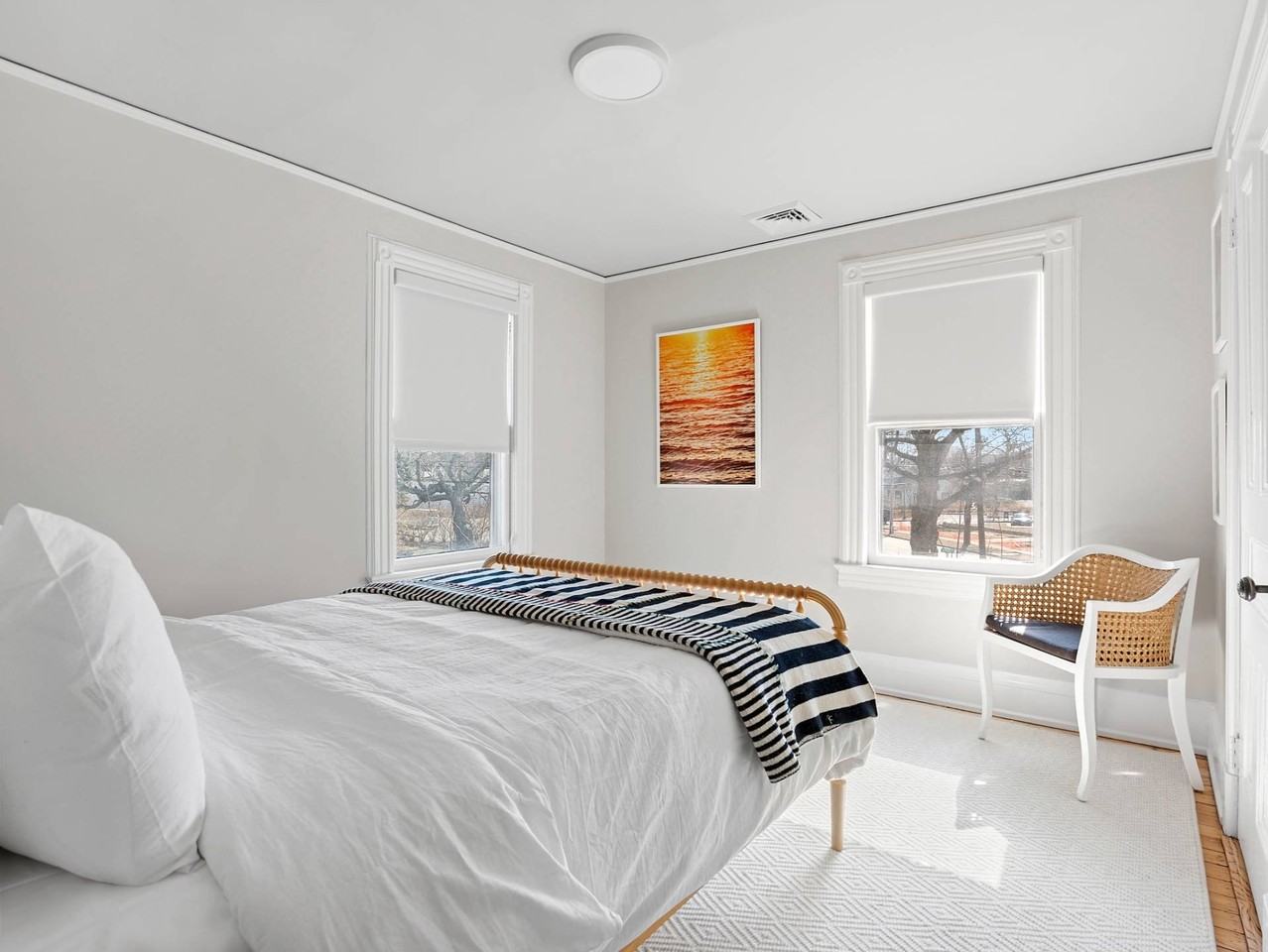 146 N Sea Rd - Photo 6 of 10