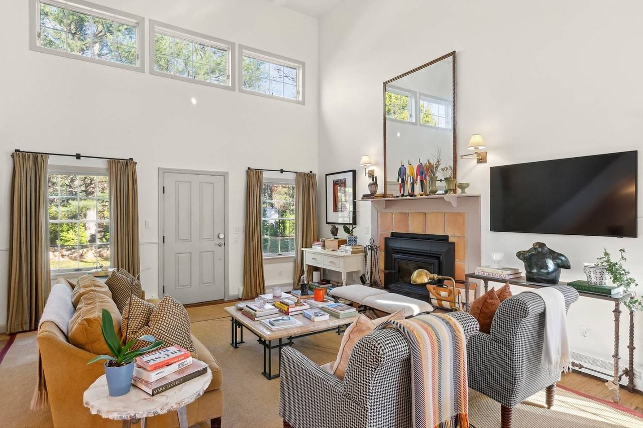 46 Abrahams Path - Photo 3 of 17