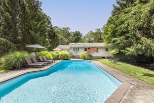 27 Sandra Rd - Photo 1 of 1