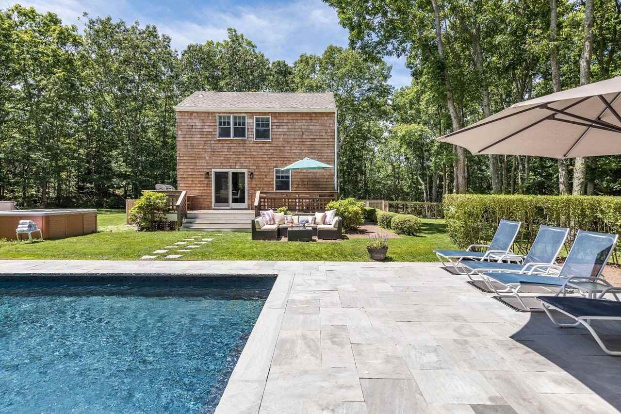 15 Highland Blvd - Photo 3 of 19