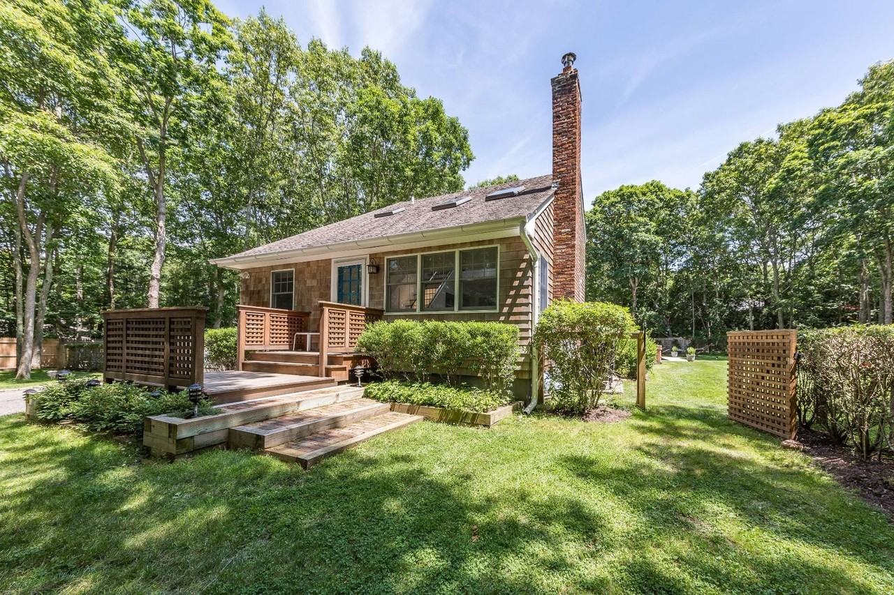 15 Highland Blvd - Photo 7 of 19