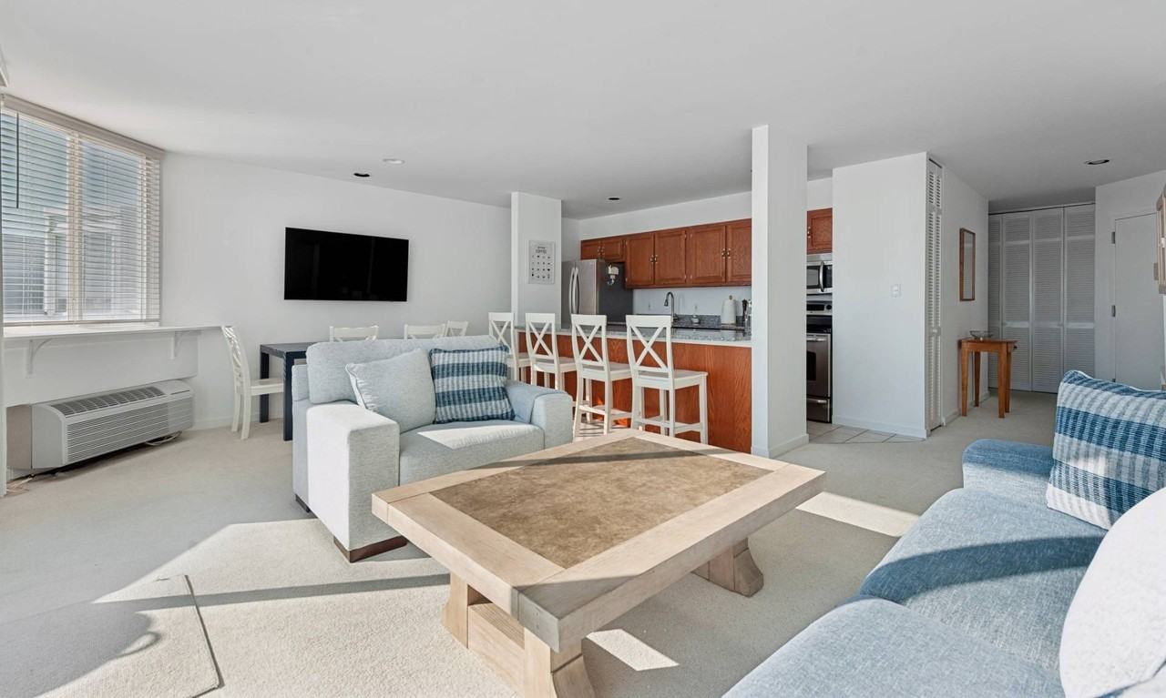259 Dune Rd #137 - Photo 4 of 14