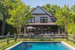 102 Halsey Ln - Photo 1 of 1