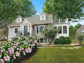 3752 Noyack Rd - Photo 1 of 1