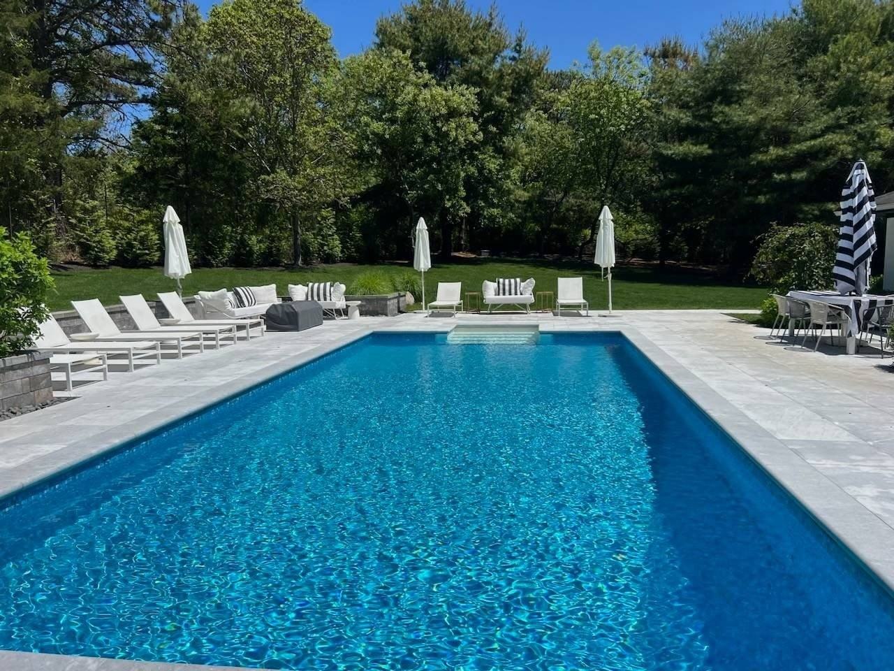 303 Montauk Hwy - Photo 2 of 20