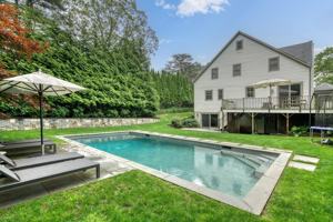 featured image of 23 Forrest St