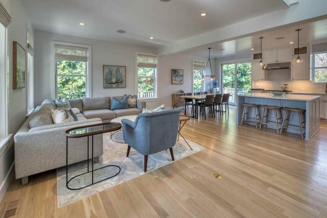23 Forrest St - Photo 4 of 16
