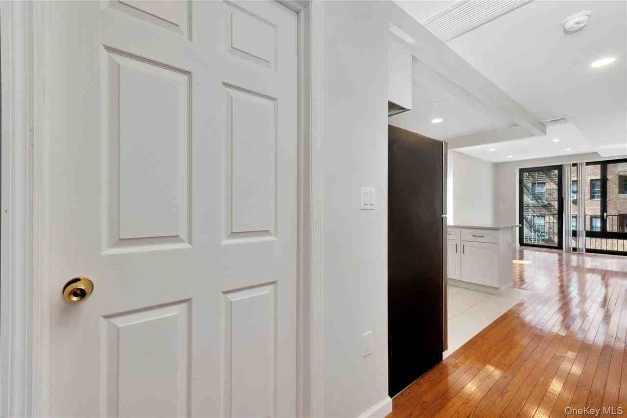 14836 89th Ave #4B - Photo 2 of 24