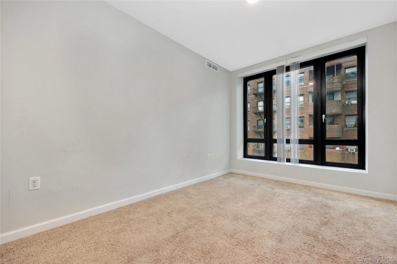 14836 89th Ave #4B - Photo 6 of 24