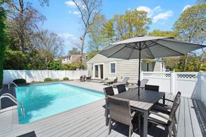 featured image of 11 White Birch Ln