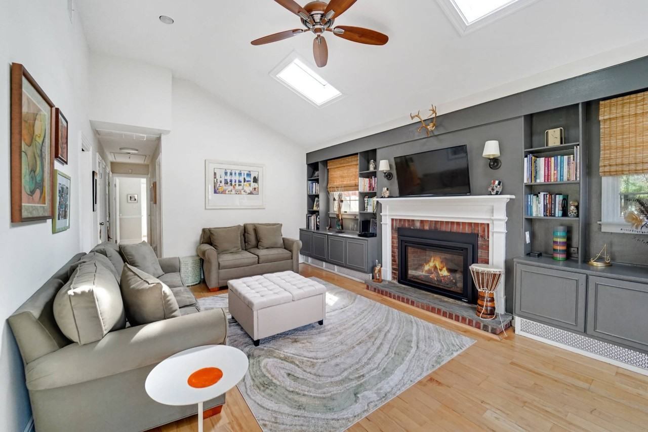 11 White Birch Ln - Photo 4 of 17