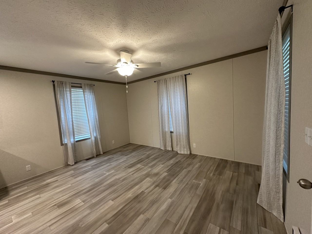 1088 Colonial Trl #938 - Photo 4 of 10