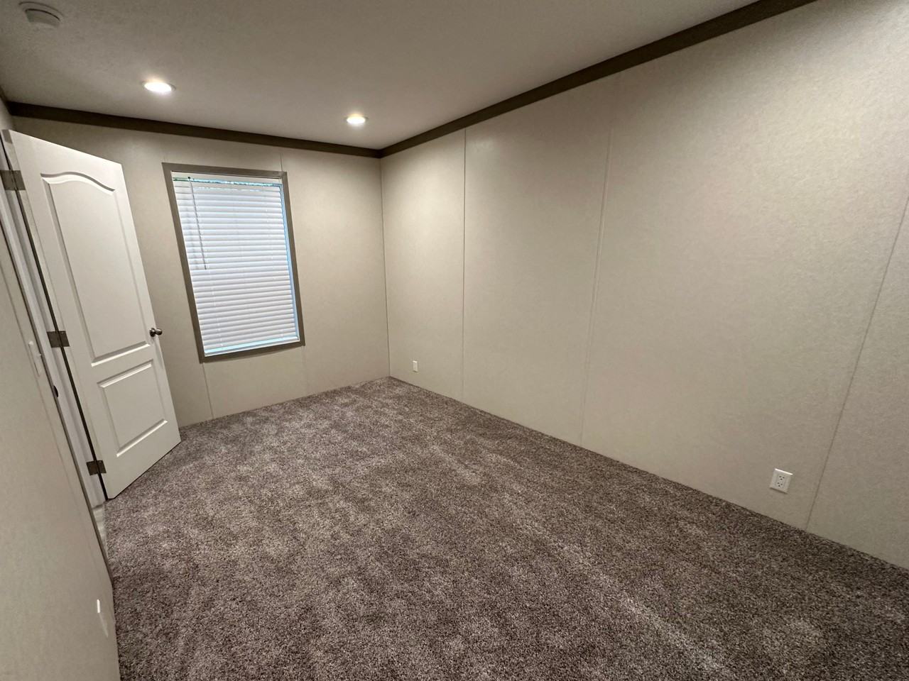 1088 Colonial Trl #938 - Photo 6 of 10