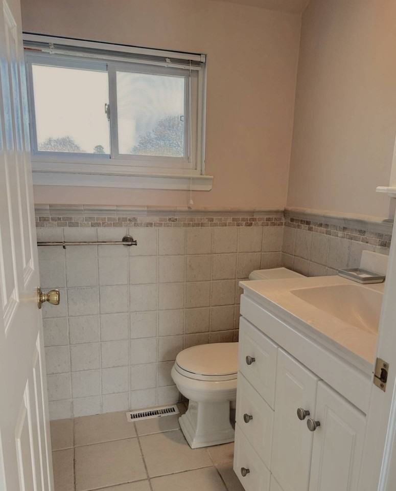 104 Monroe Dr - Photo 5 of 16