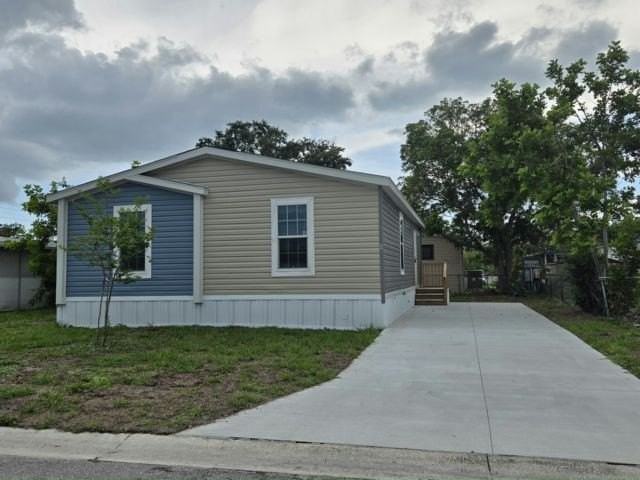 1219 51st Ave E #9