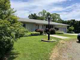 featured image of 215 Leon Rd