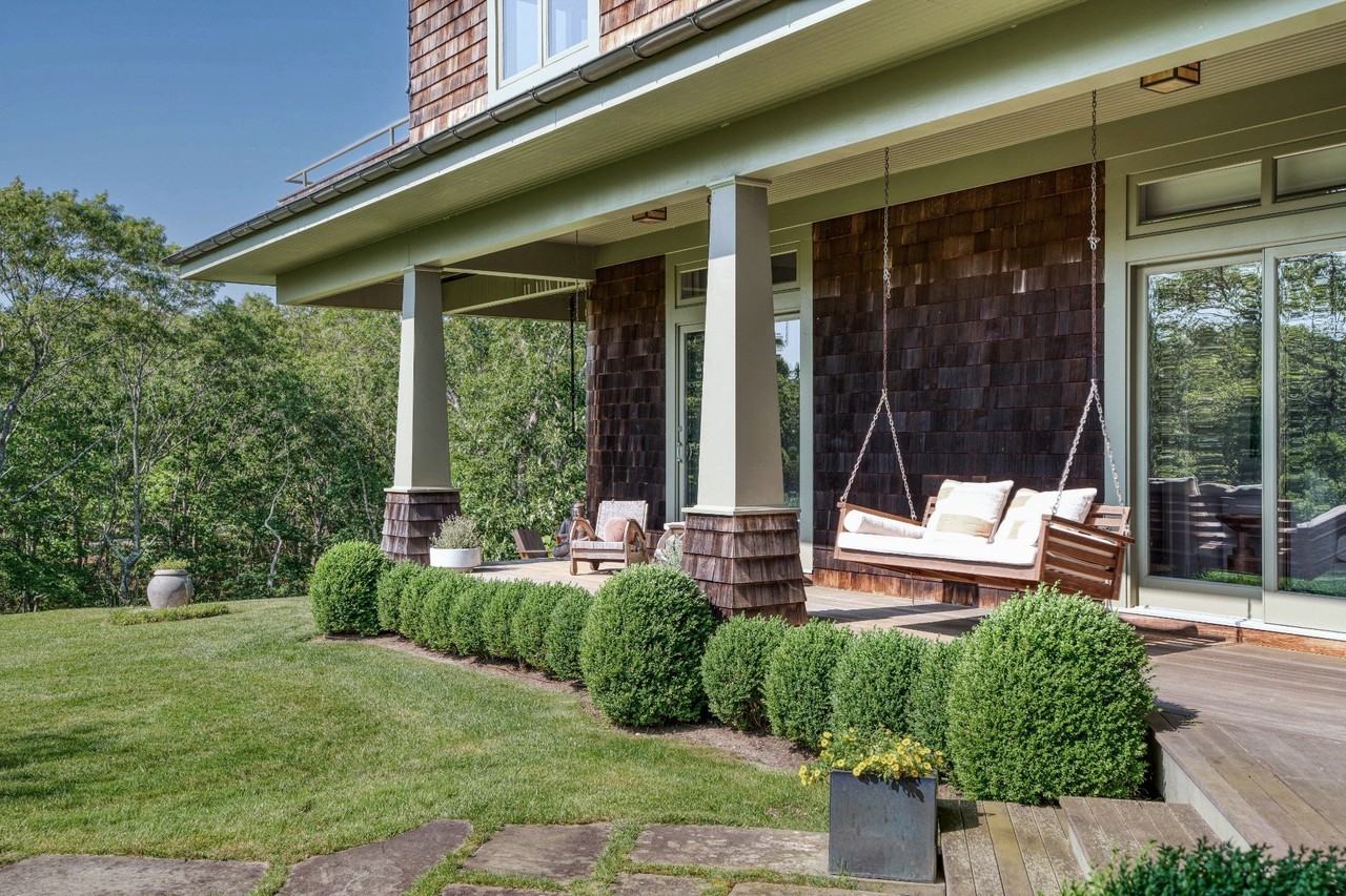 1605 Deerfield Rd - Photo 3 of 33