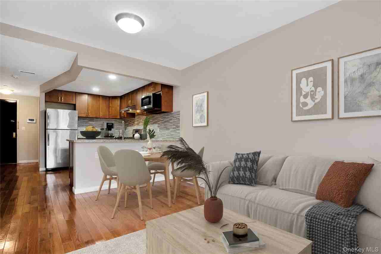 17218 Jamaica Ave #501 - Photo 5 of 24