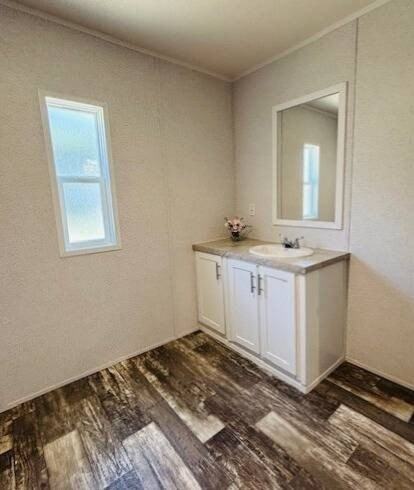 128 Los Platanos St - Photo 7 of 19