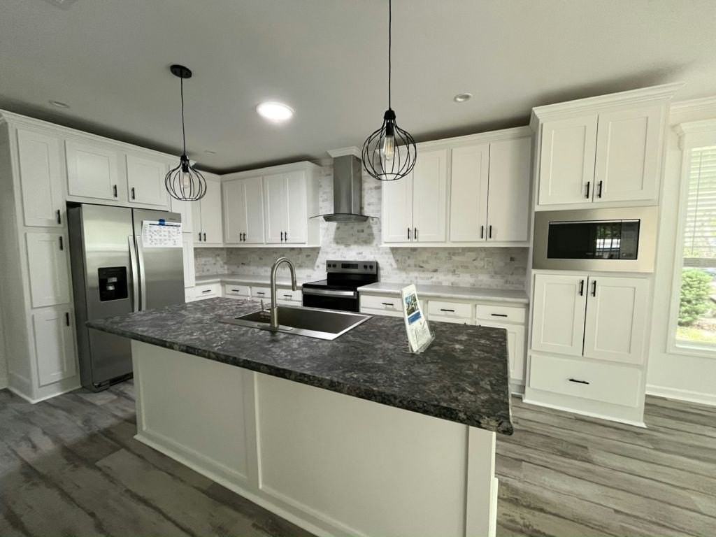 113 Hill Cir #0405 - Photo 4 of 20