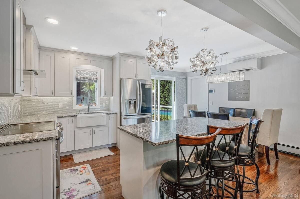 8 Paynes Ln - Photo 7 of 32