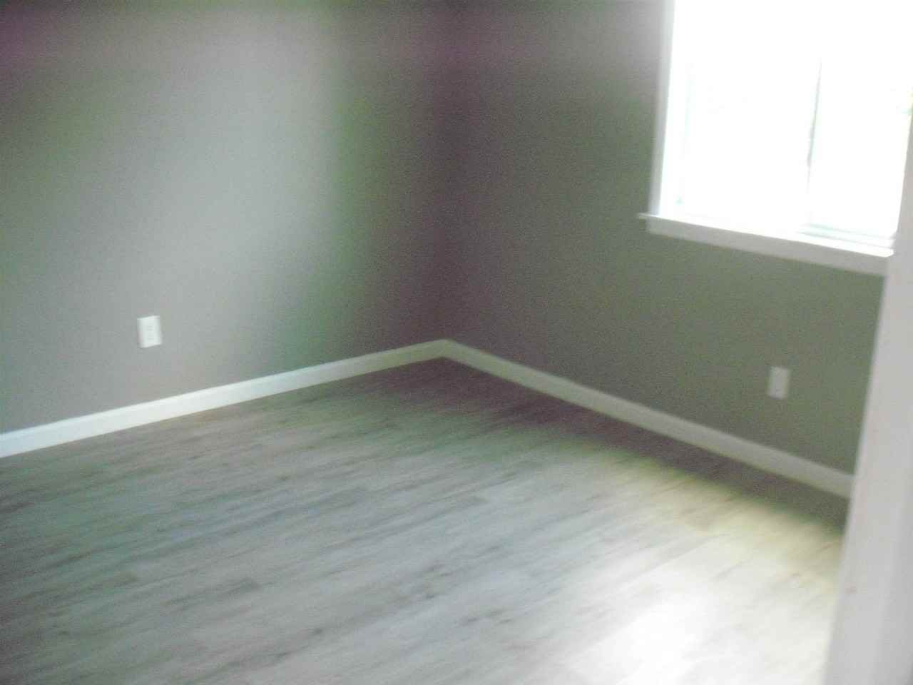 7704 7th Ave S - Photo 7 of 8