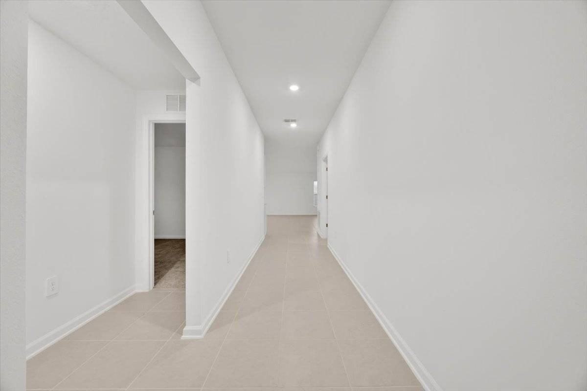 2398 Mckinley Dr - Photo 3 of 24