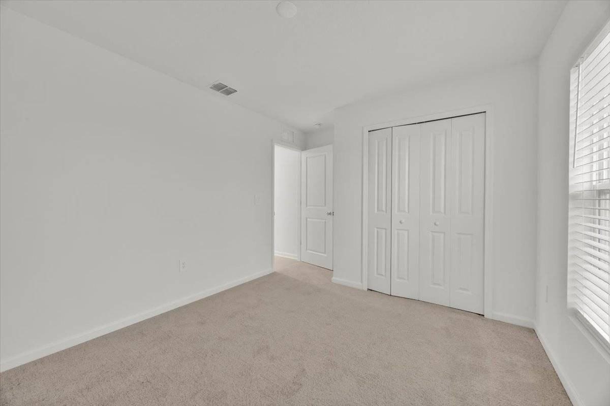 2398 Mckinley Dr - Photo 4 of 24
