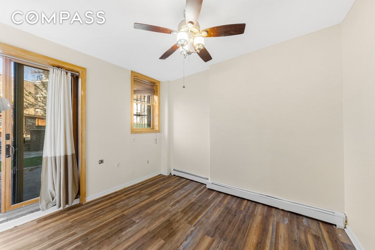 1061 Fulton St #1 - Photo 3 of 5