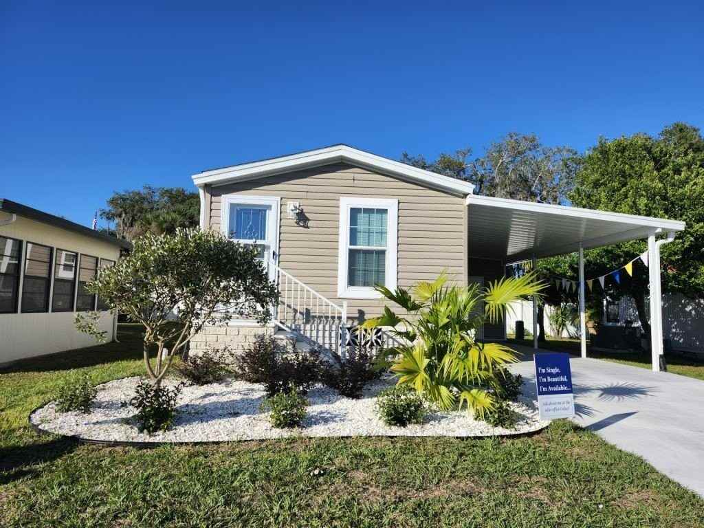 43 Lake Griffin Dr #22