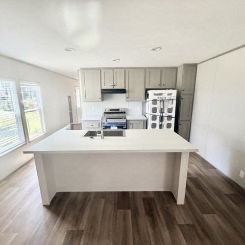 124 Joseph Dr - Photo 5 of 18