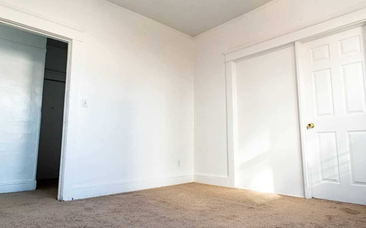 14 Horton Ave #3rdFL - Photo 2 of 9