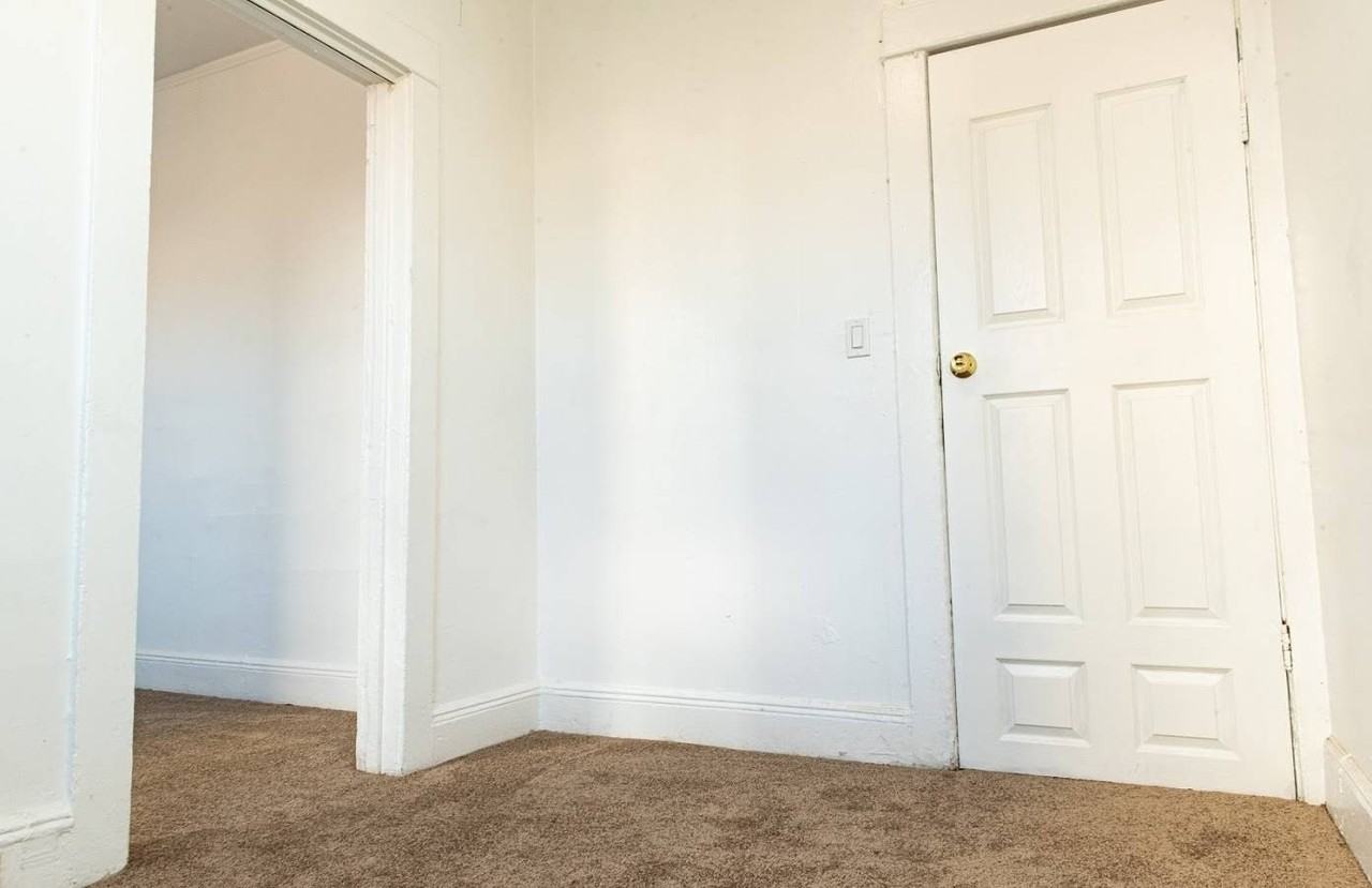 14 Horton Ave #3rdFL - Photo 7 of 9