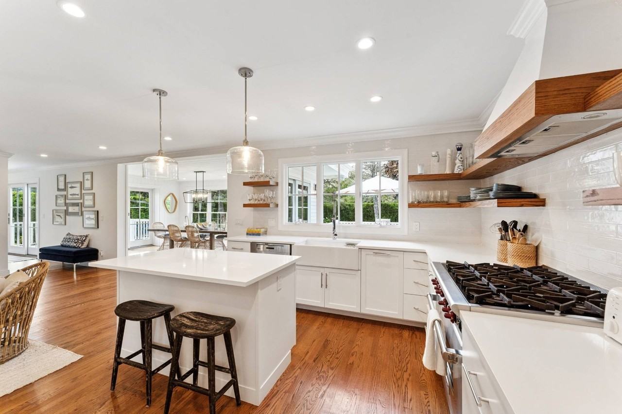 25 Pleasant Ln - Photo 7 of 15